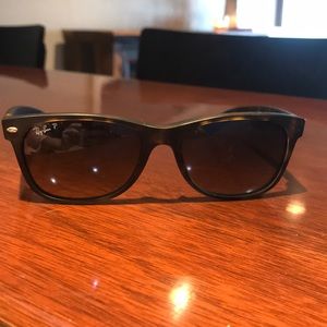 Polarized Ray-Ban Brown sunglasses